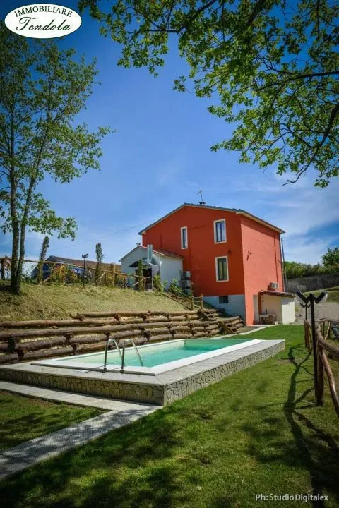 Rustico/Casale in vendita a Licciana Nardi - foto 1