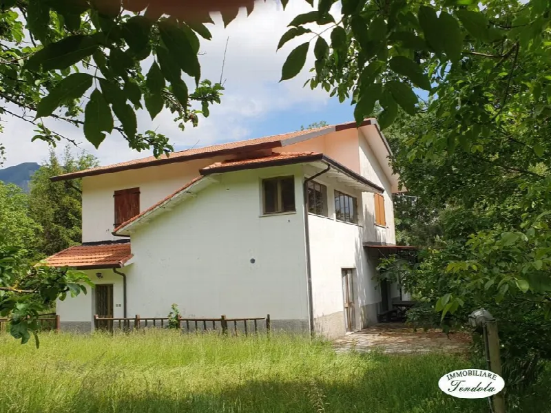 Casa Indipendente in vendita a Fivizzano - foto 1