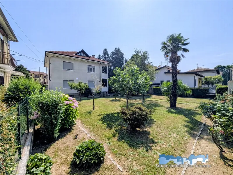 Villa in vendita a Ivrea - foto 1