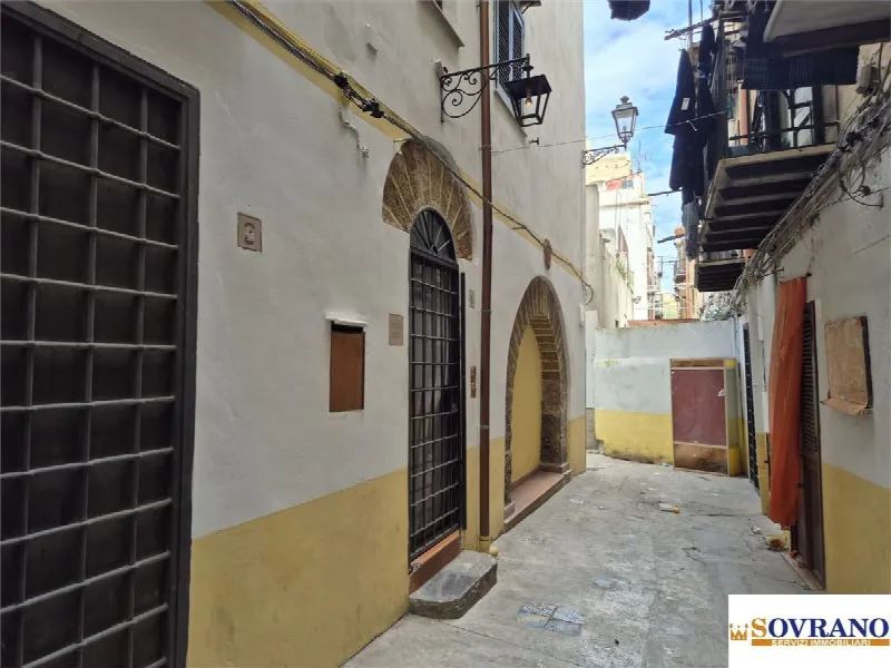 Casa Indipendente in vendita a Palermo, Centro Storico - foto 1