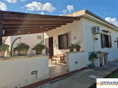 Villa in vendita a Carini - foto 1