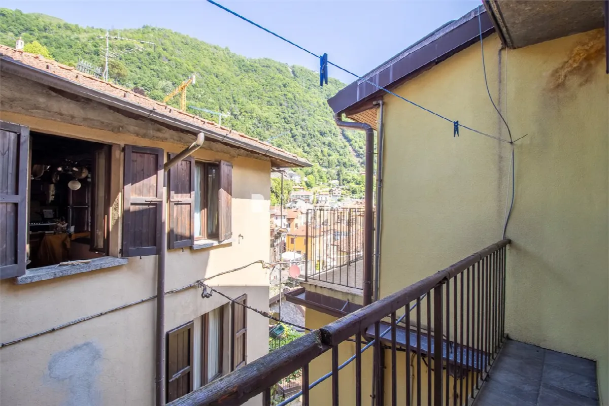 Casa Indipendente in vendita ad Argegno - foto 4