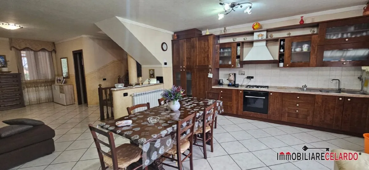 Villa in vendita a Colle di Val d'Elsa - foto 2