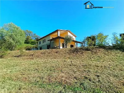 Villa in vendita a Collevecchio - foto 1