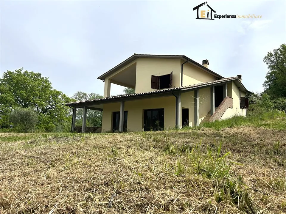 Villa in vendita a Collevecchio - foto 2