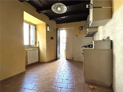 Appartamento in vendita a Casperia - foto 1