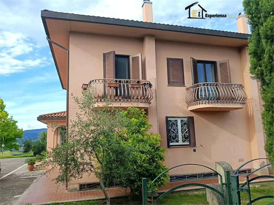 Villa in vendita a Calvi dell'Umbria - foto 2