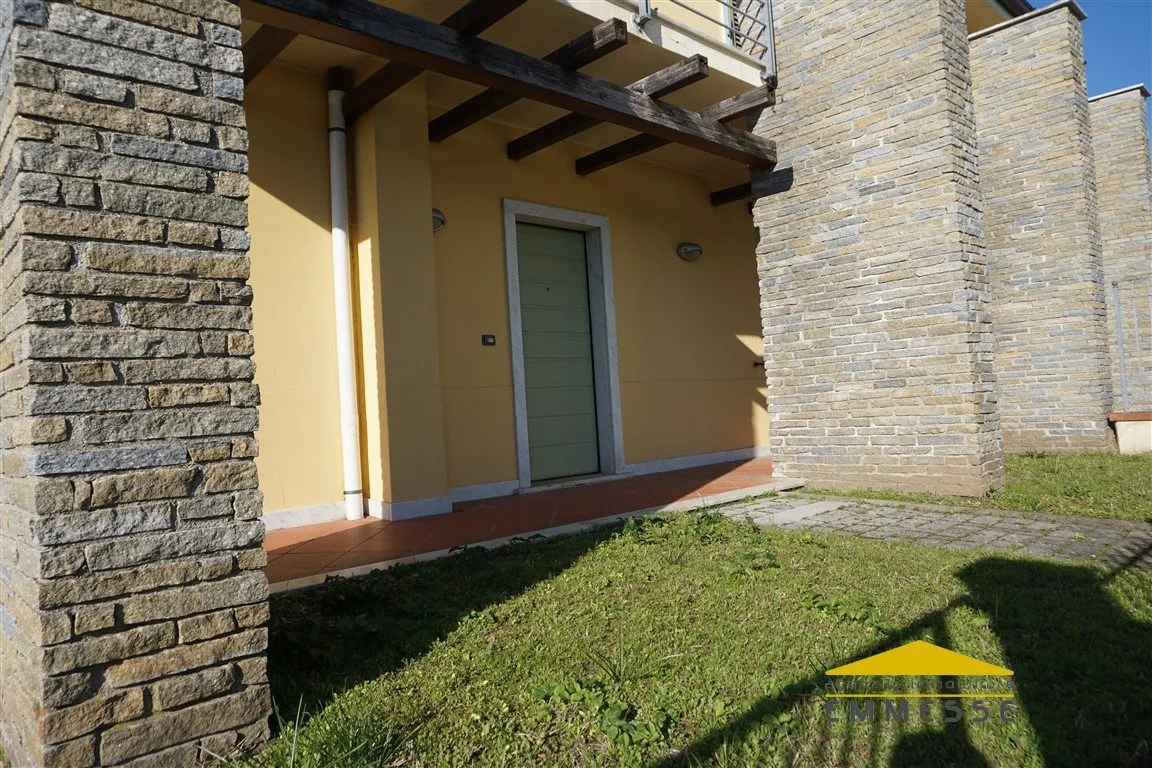 Casa Indipendente in vendita a Carrara, Avenza - foto 3