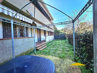 Appartamento in vendita a Massa, Marina Di... - foto 2