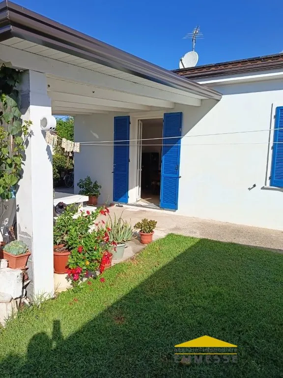 Casa Indipendente in vendita a Massa, Mirteto, Romagnano - foto 1