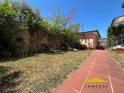 Appartamento in vendita a Carrara, Marina ... - foto 3