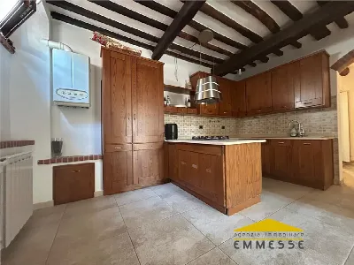Appartamento in vendita a Carrara, Centro - foto 3