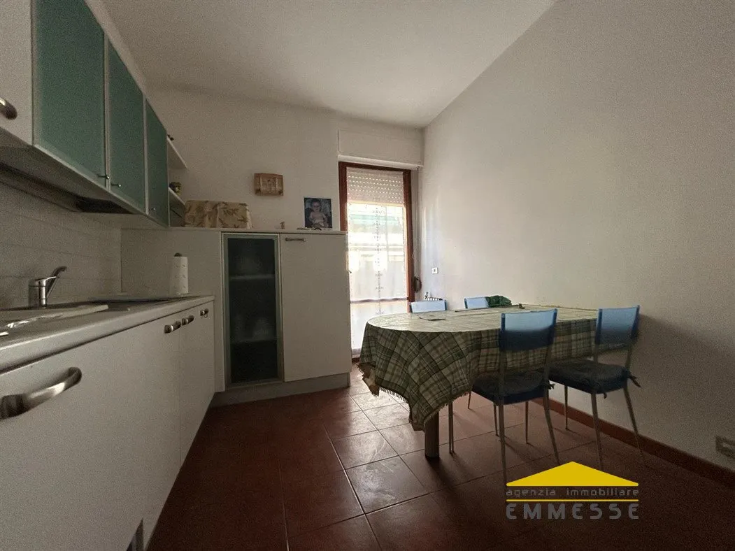 Appartamento in vendita a Carrara, Avenza - foto 5