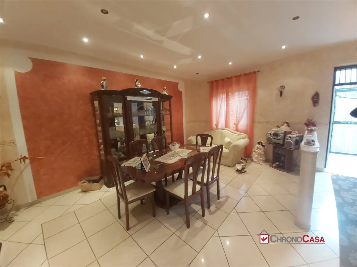 Casa Indipendente in vendita a Messina, Villaggio Santo, Camaro, Gazzi - foto 2