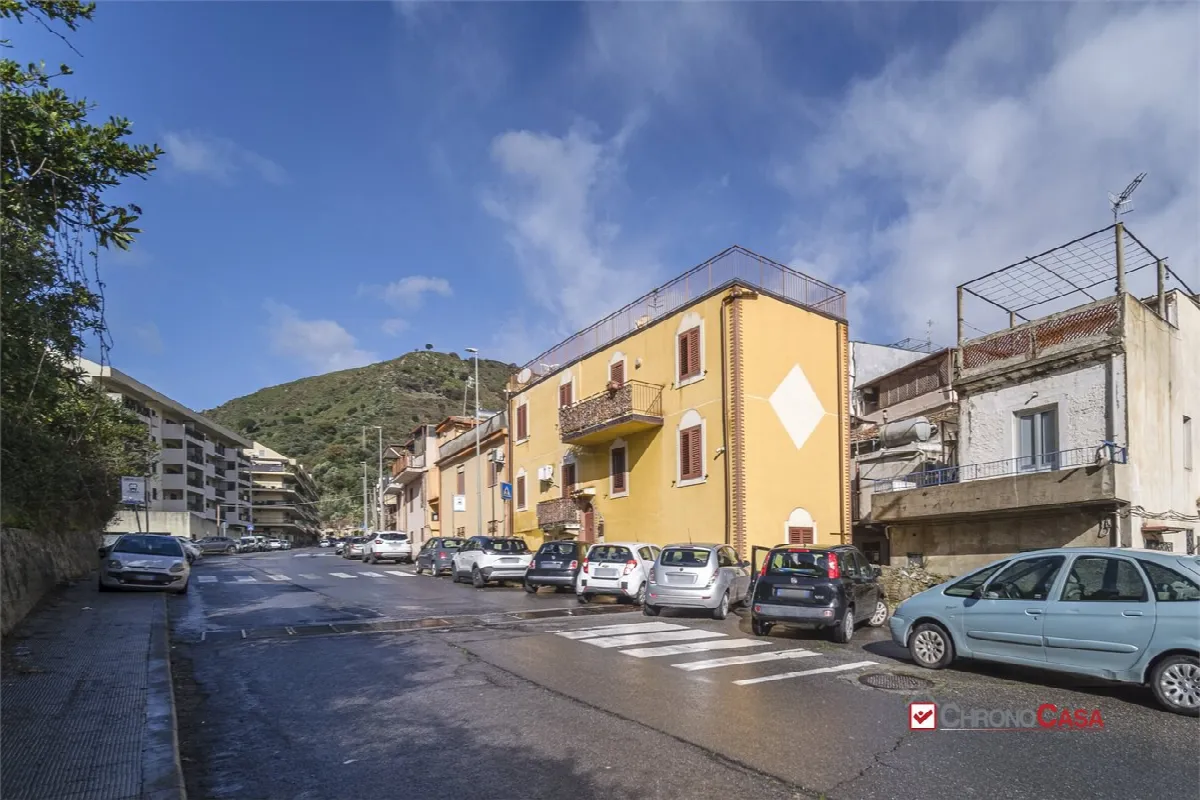 Appartamento in vendita a Messina, Villaggio Santo, Camaro, Gazzi - foto 2