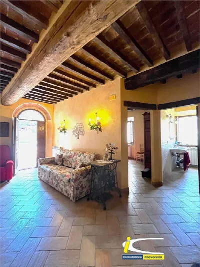 Appartamento in vendita a Castiglione d'Or... - foto 2