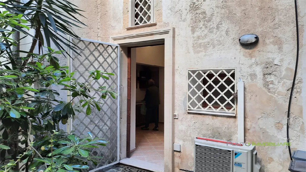 Appartamento in vendita a Lecce, Centro - foto 2