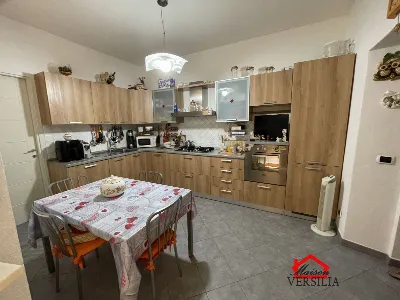 Appartamento in vendita a Carrara, Centro - foto 3