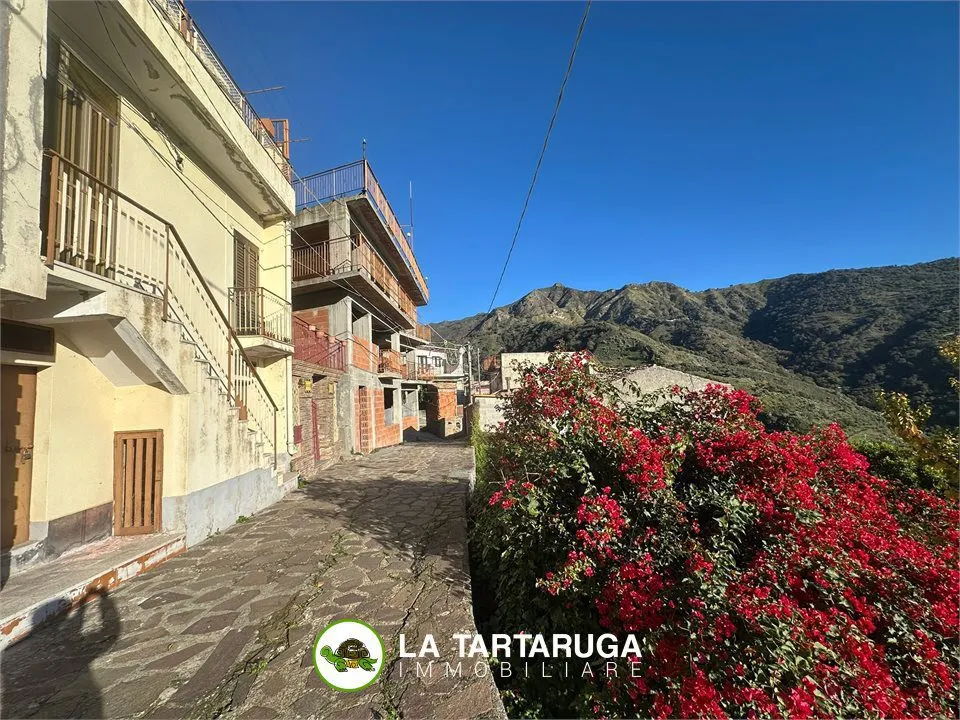 Casa Indipendente in vendita a Pagliara - foto 2