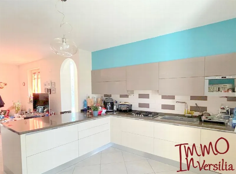 Villa in vendita a Camaiore - foto 1
