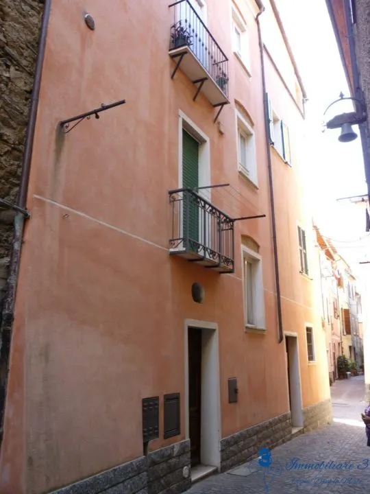 Rustico/Casale in vendita a Villanova d'Albenga - foto 2