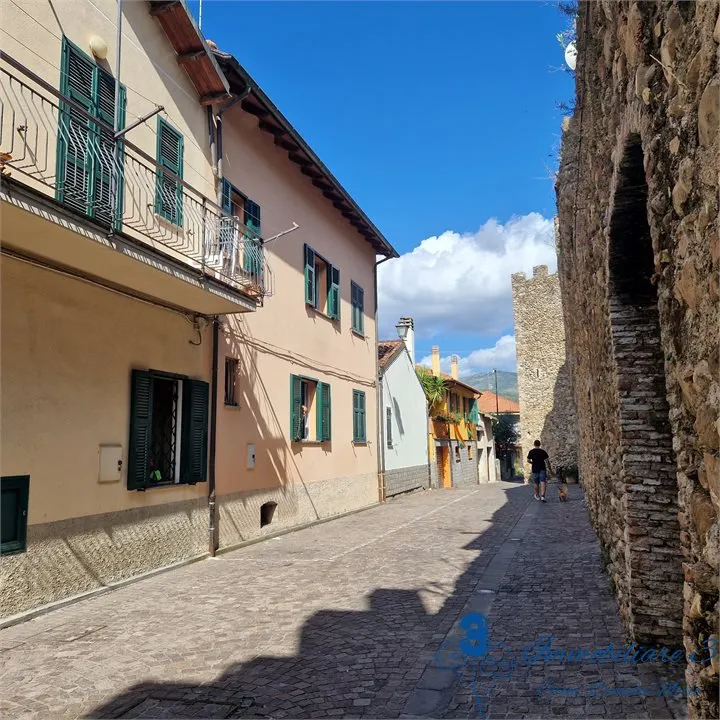 Casa Indipendente in vendita a Villanova d'Albenga - foto 1