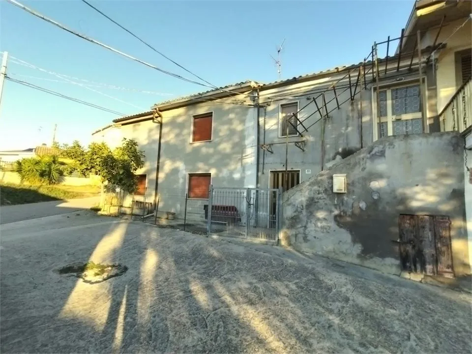 Villa in vendita a Elice - foto 3