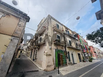 Appartamento in vendita a Ragusa, Ibla, Ce... - foto 1